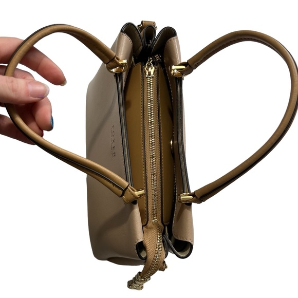 Foxer - Womens Two Toned Shoulder Purse - Picture 13 of 15